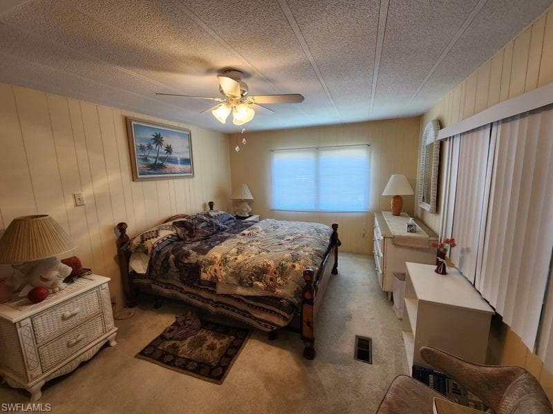 26256 Duchess LN-18