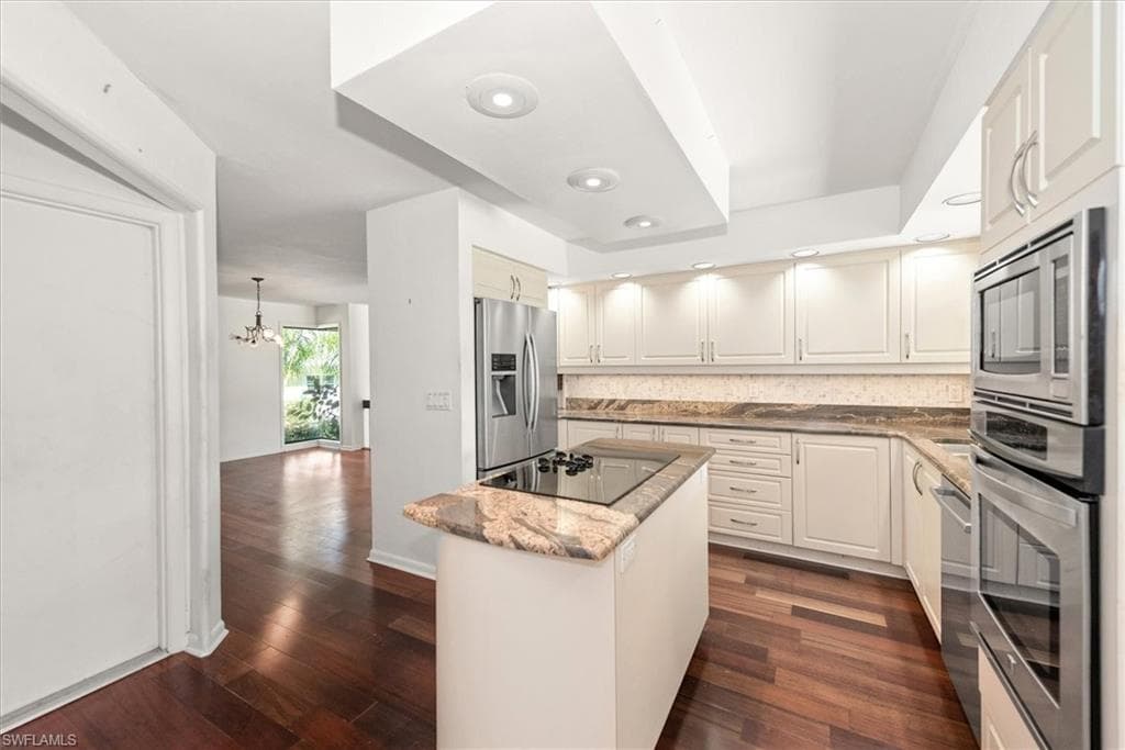 15825 San Antonio CT, FORT MYERS FL 33908-15