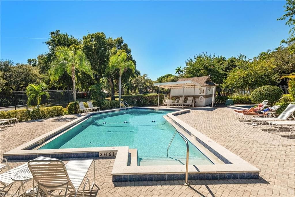 15825 San Antonio CT, FORT MYERS FL 33908-33