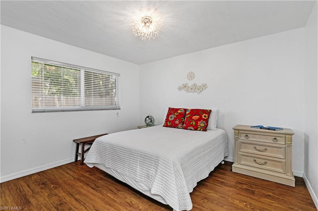 3717 Hanover ST, FORT MYERS FL 33901-17