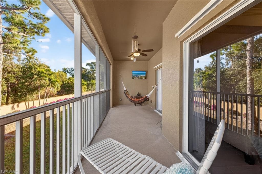 1095 Winding Pines CIR # 201, CAPE CORAL FL 33909-26