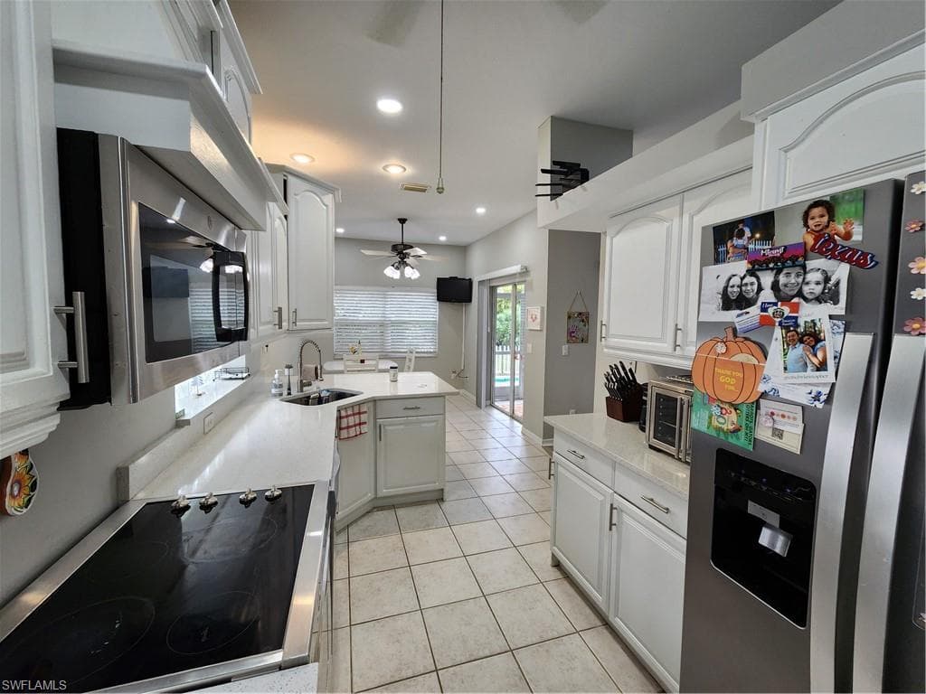10702 Rio Mar CIR, ESTERO FL 33928-6