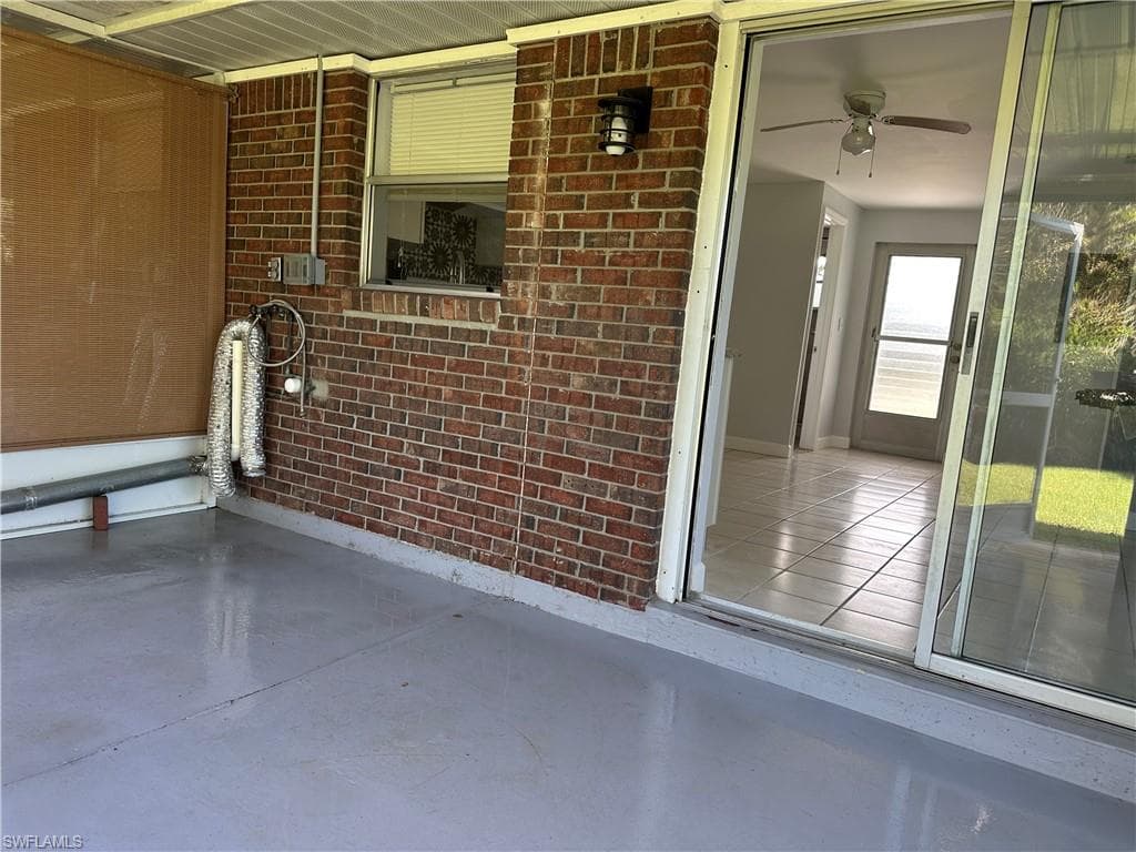 9805/9807 Montana CT, BONITA SPRINGS FL 34135-11