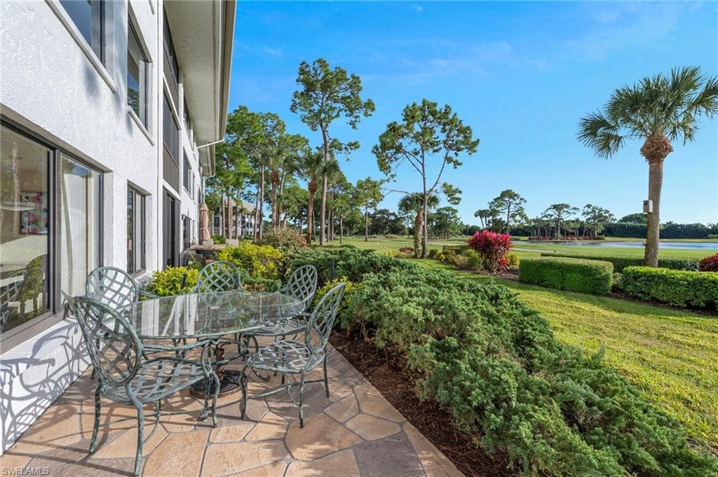 1014 Wildwood LN # 1014, NAPLES FL 34105-16