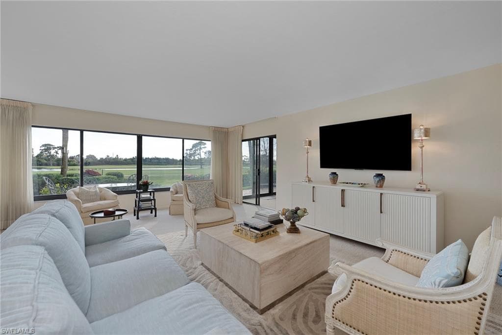 1014 Wildwood LN # 1014, NAPLES FL 34105-2