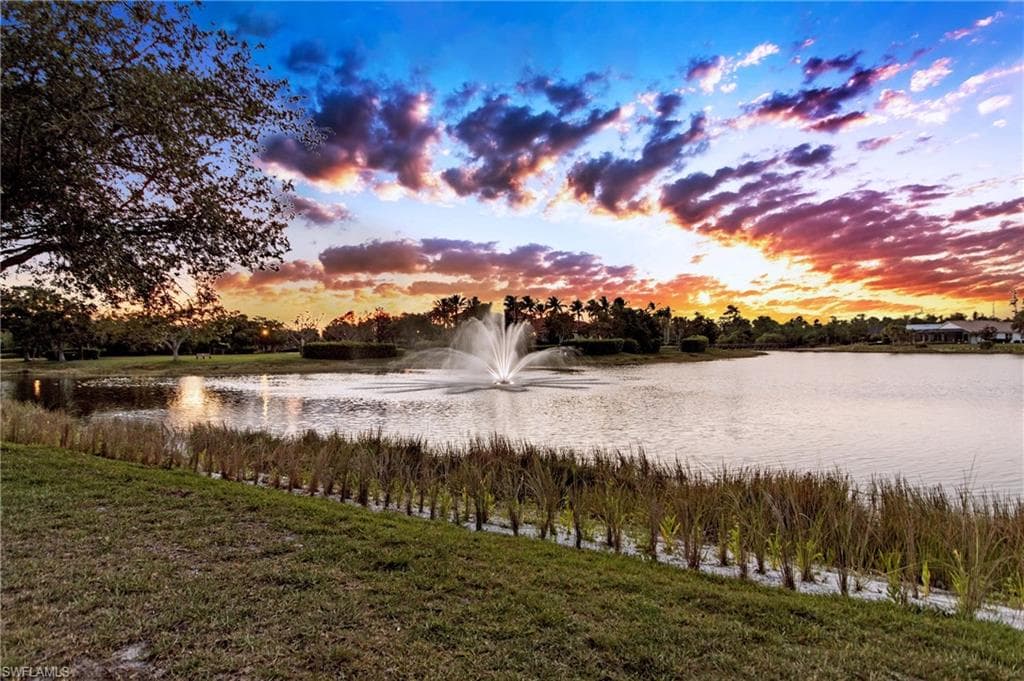 8559 El Mirasol CT, ESTERO FL 33967-47