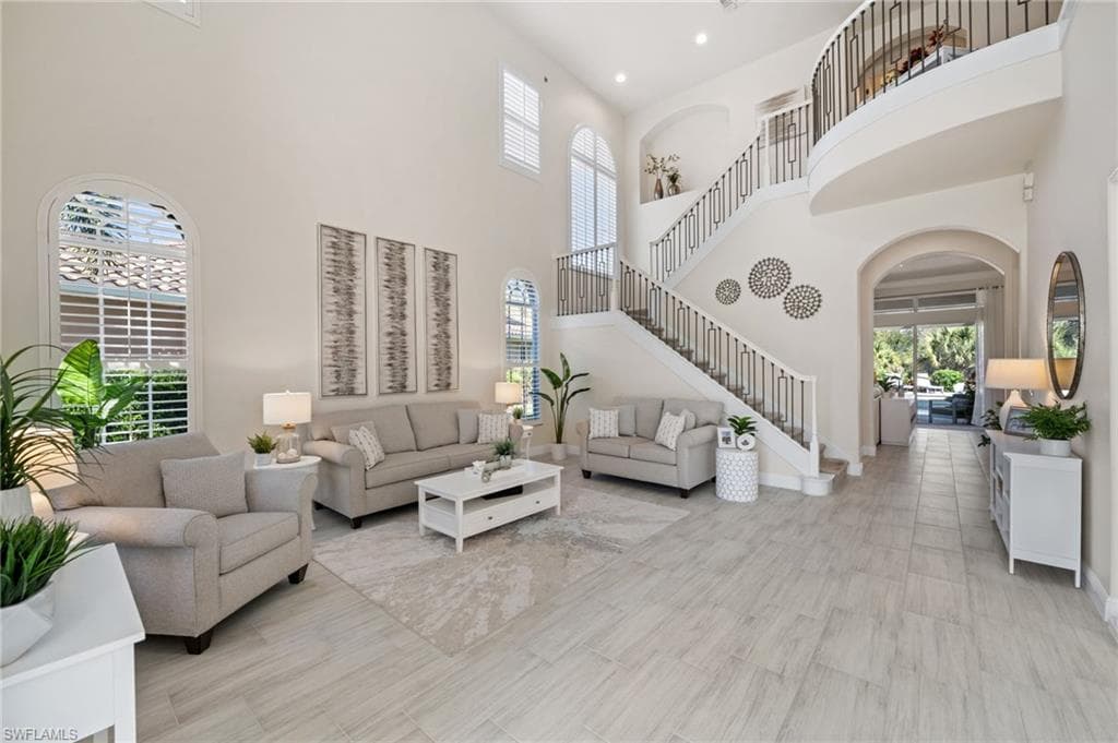 8559 El Mirasol CT, ESTERO FL 33967-3