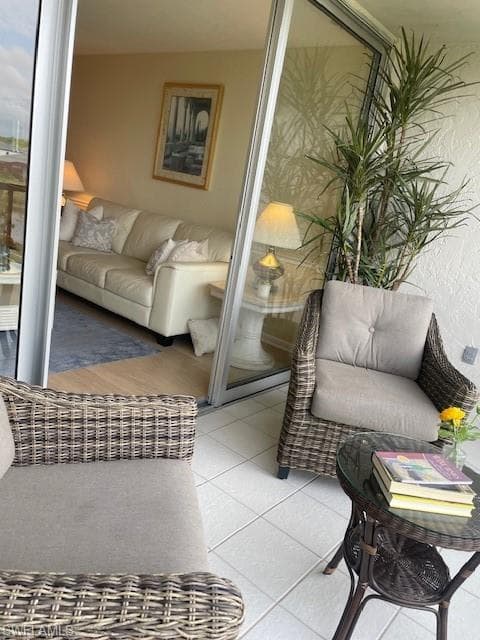 25810 Cockleshell DR # 315, BONITA SPRINGS FL 34135-1