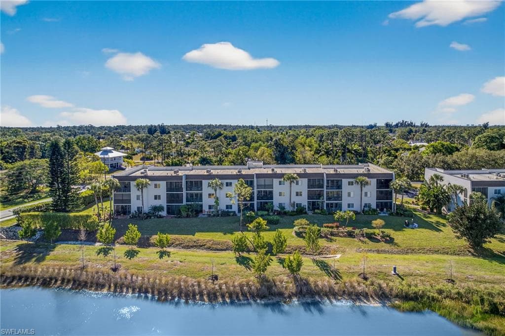 25810 Cockleshell DR # 315, BONITA SPRINGS FL 34135-27