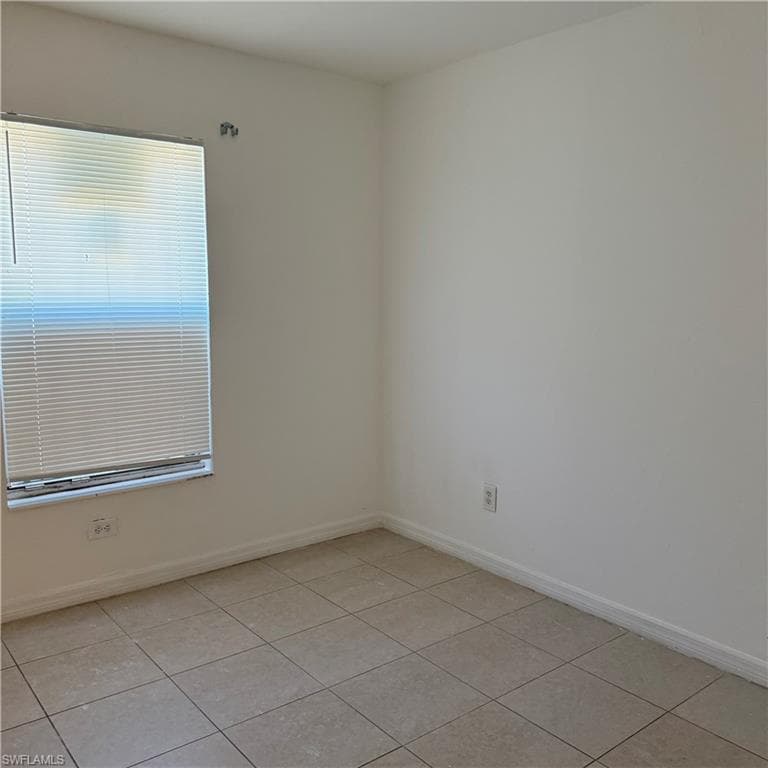 2172 Simon CT, FORT MYERS FL 33916-5