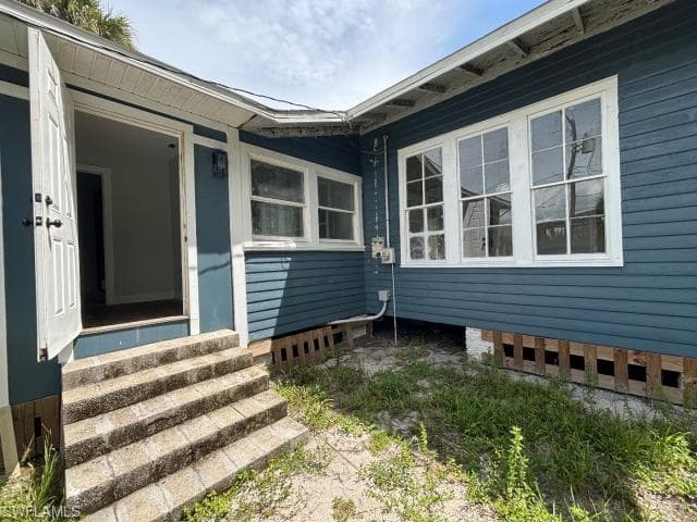 2326 Clifford ST, FORT MYERS FL 33901-12