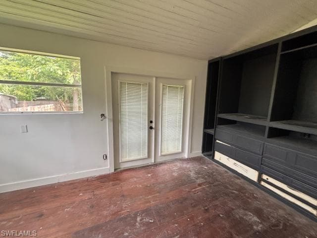 2326 Clifford ST, FORT MYERS FL 33901-14
