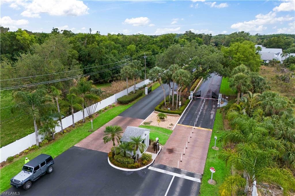 4682 Blackberry DR, FORT MYERS FL 33905-23