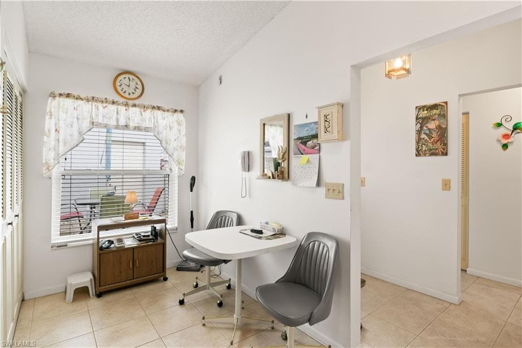 4682 Blackberry DR, FORT MYERS FL 33905-9