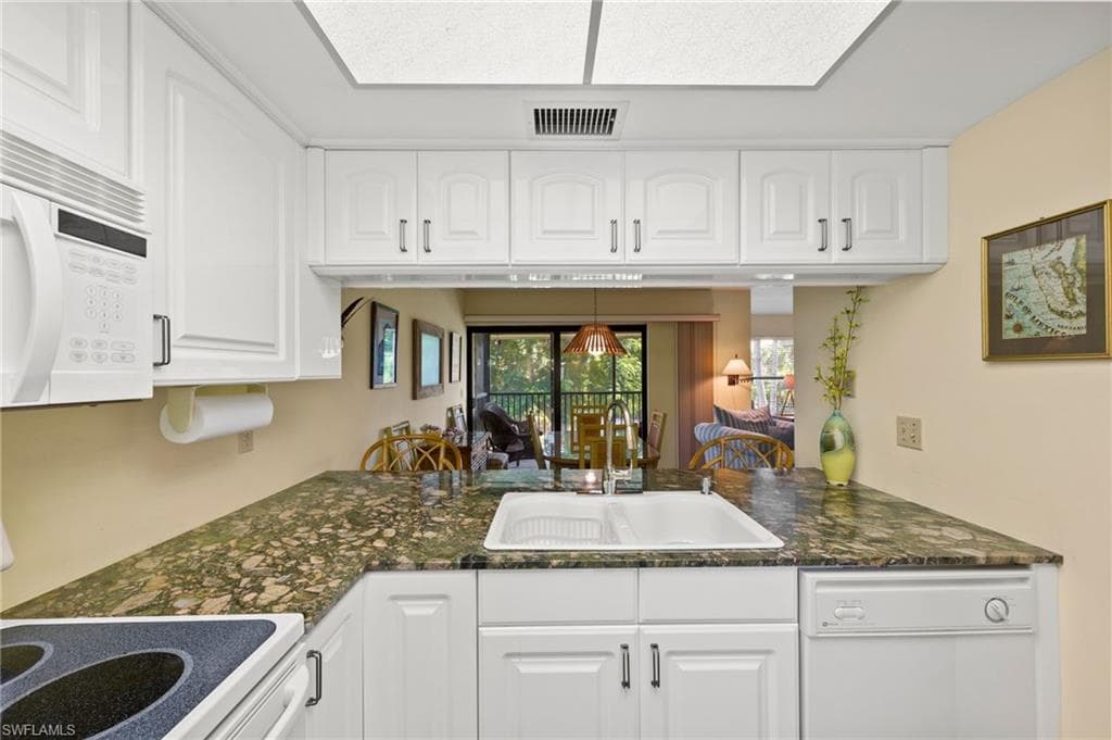 16747 Bocilla Palms DR # 15, BOKEELIA FL 33922-25