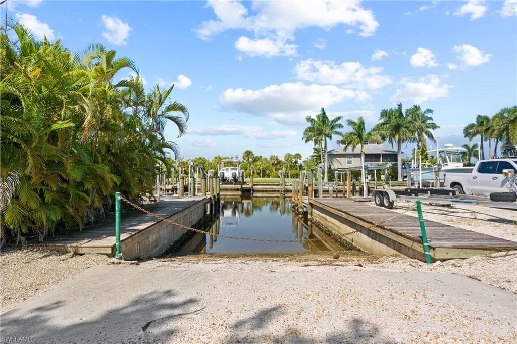 16747 Bocilla Palms DR # 15, BOKEELIA FL 33922-40