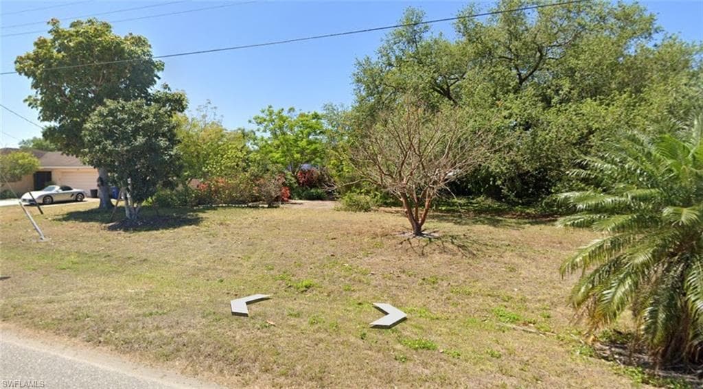 181 Alameda AVE, FORT MYERS FL 33905-5