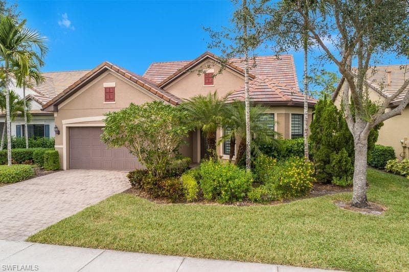 16309 Winfield LN, NAPLES FL 34110-1