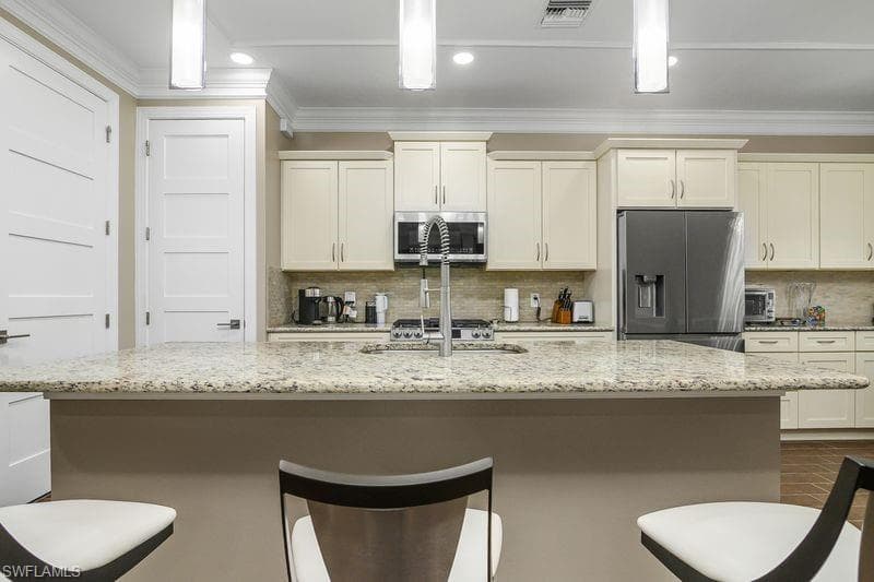 16309 Winfield LN, NAPLES FL 34110-7