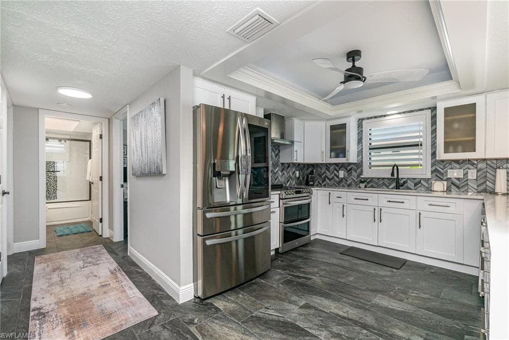 4001 SE 19th PL # 1, CAPE CORAL FL 33904-15