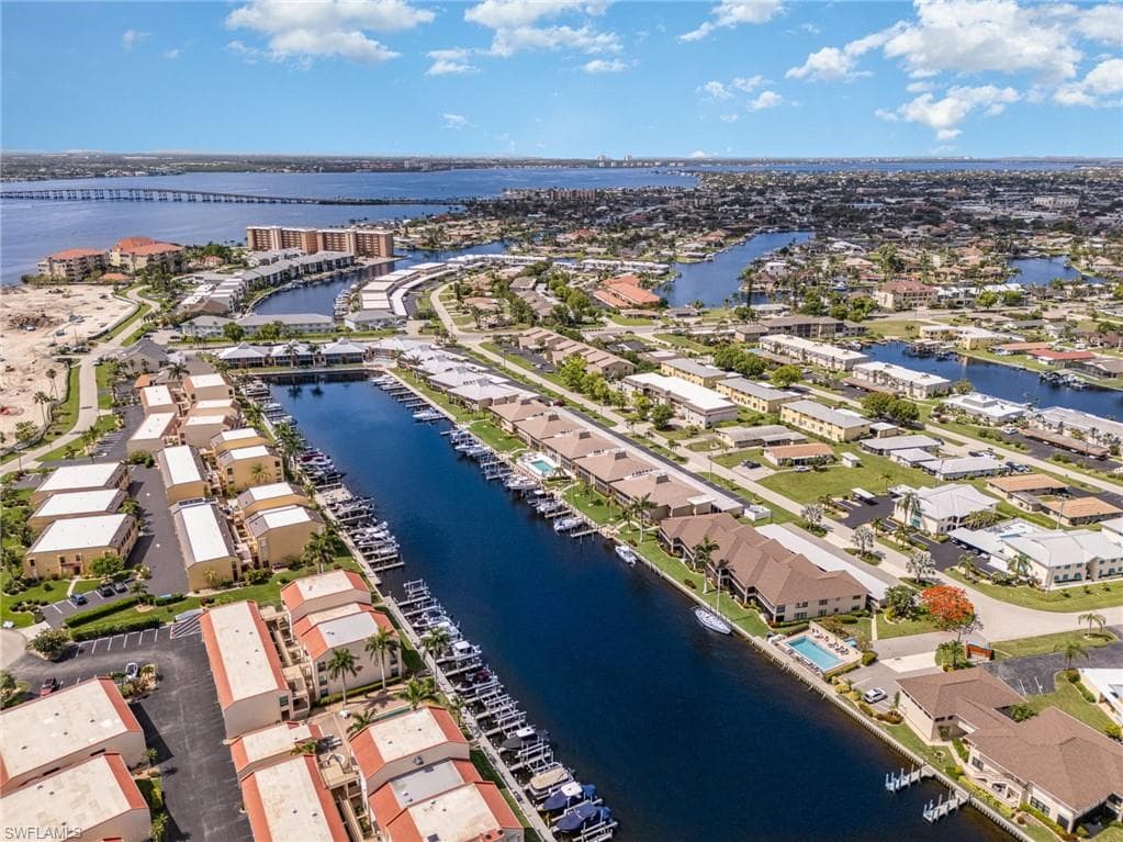 4001 SE 19th PL # 1, CAPE CORAL FL 33904-8