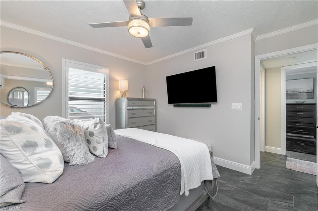 4001 SE 19th PL # 1, CAPE CORAL FL 33904-29