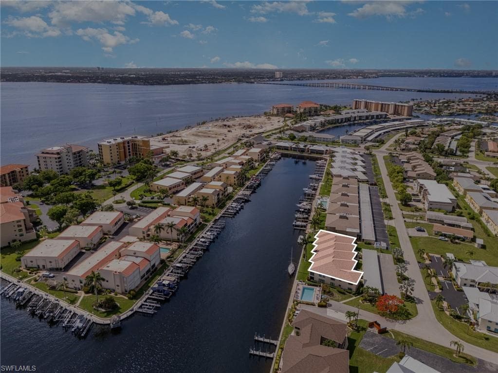 4001 SE 19th PL # 1, CAPE CORAL FL 33904-9