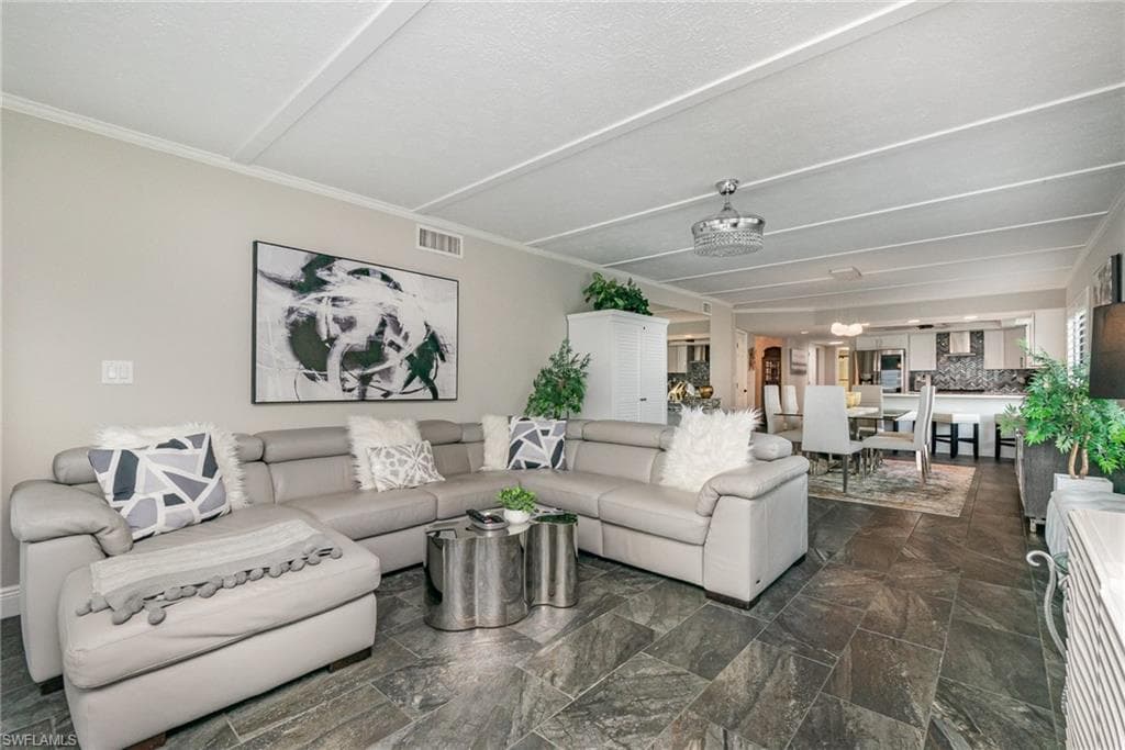 4001 SE 19th PL # 1, CAPE CORAL FL 33904-18
