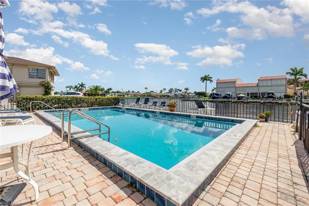 4001 SE 19th PL # 1, CAPE CORAL FL 33904-34
