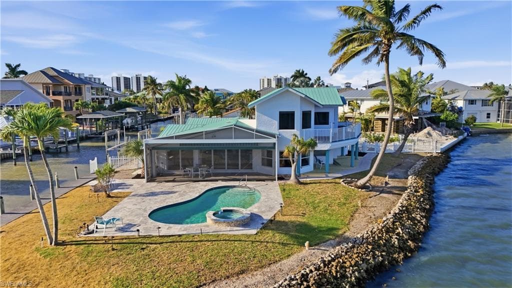 266 Curlew ST, FORT MYERS BEACH FL 33931-3