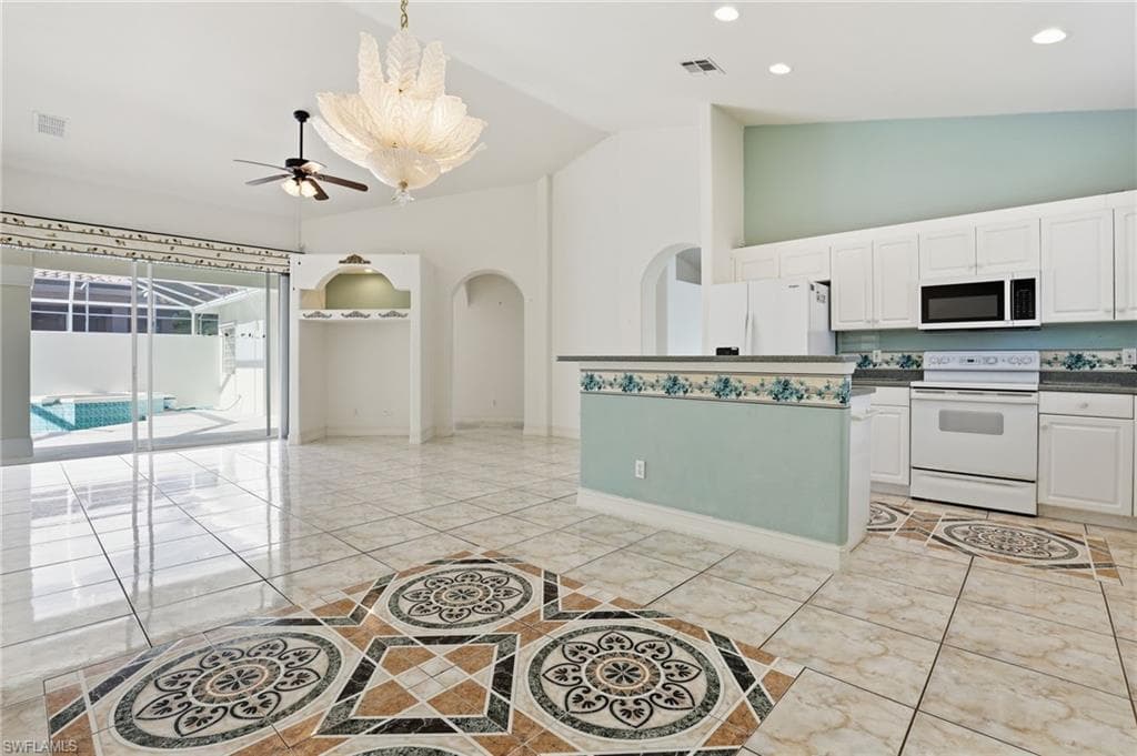 1538 Serenity CIR, NAPLES FL 34110-8