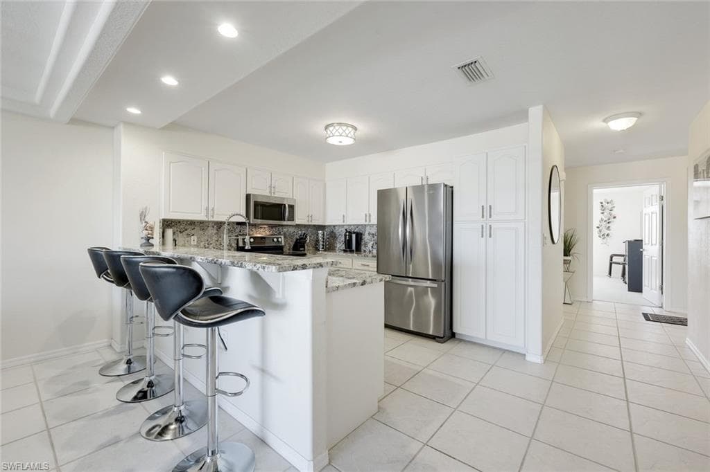 841 SW 47th TER # 201, CAPE CORAL FL 33914-4