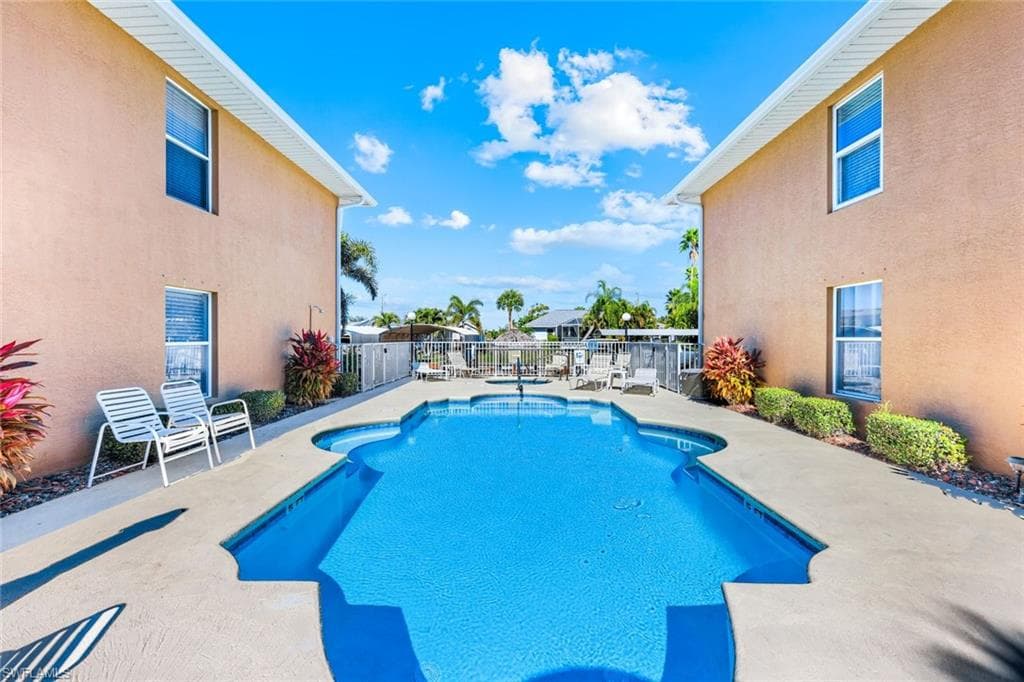 841 SW 47th TER # 201, CAPE CORAL FL 33914-32