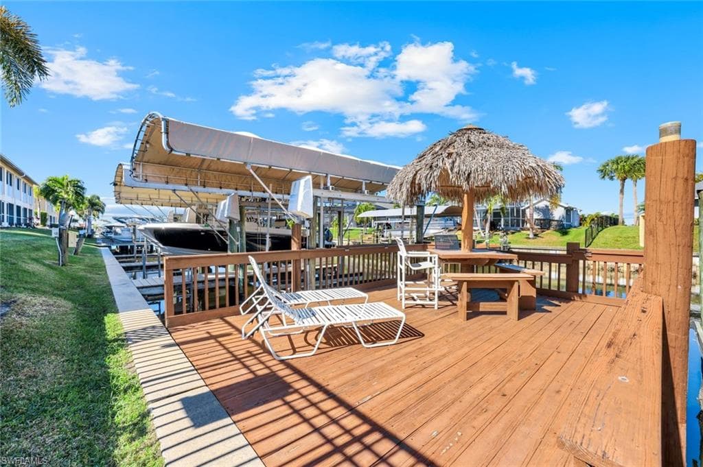 841 SW 47th TER # 201, CAPE CORAL FL 33914-28