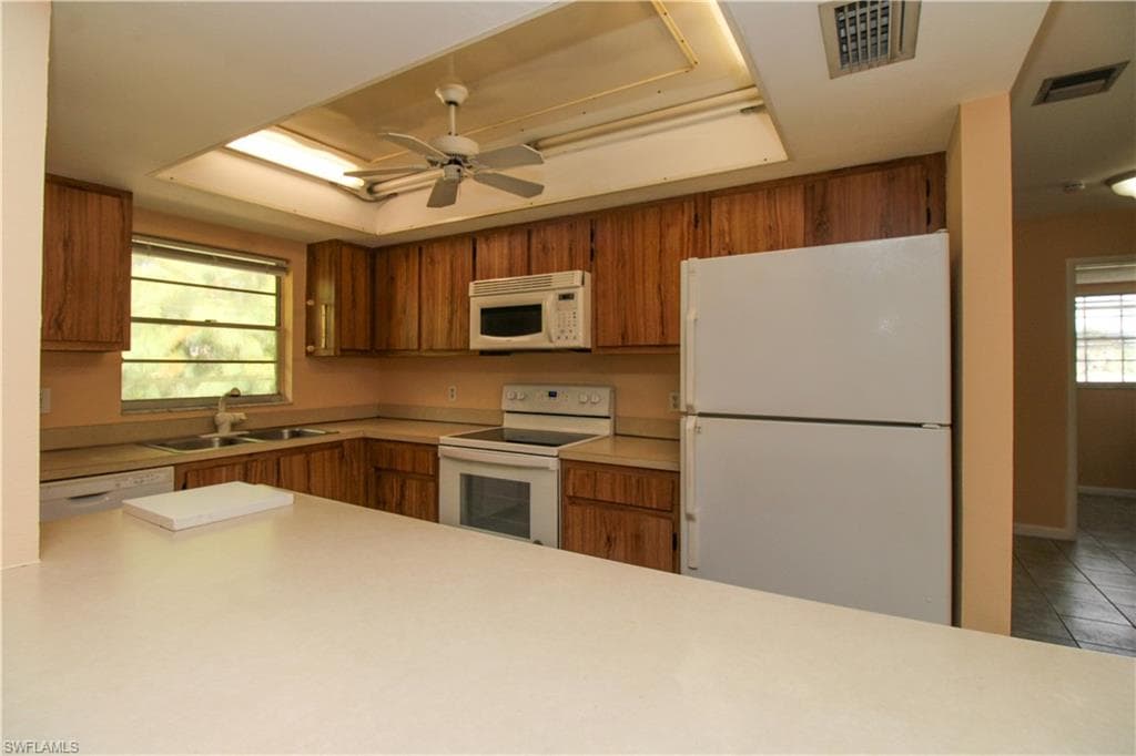 4300 Gulfstream DR # 2D, NAPLES FL 34112-13