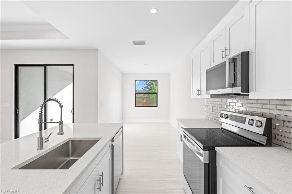 2064 55th TER SW, NAPLES FL 34116-5