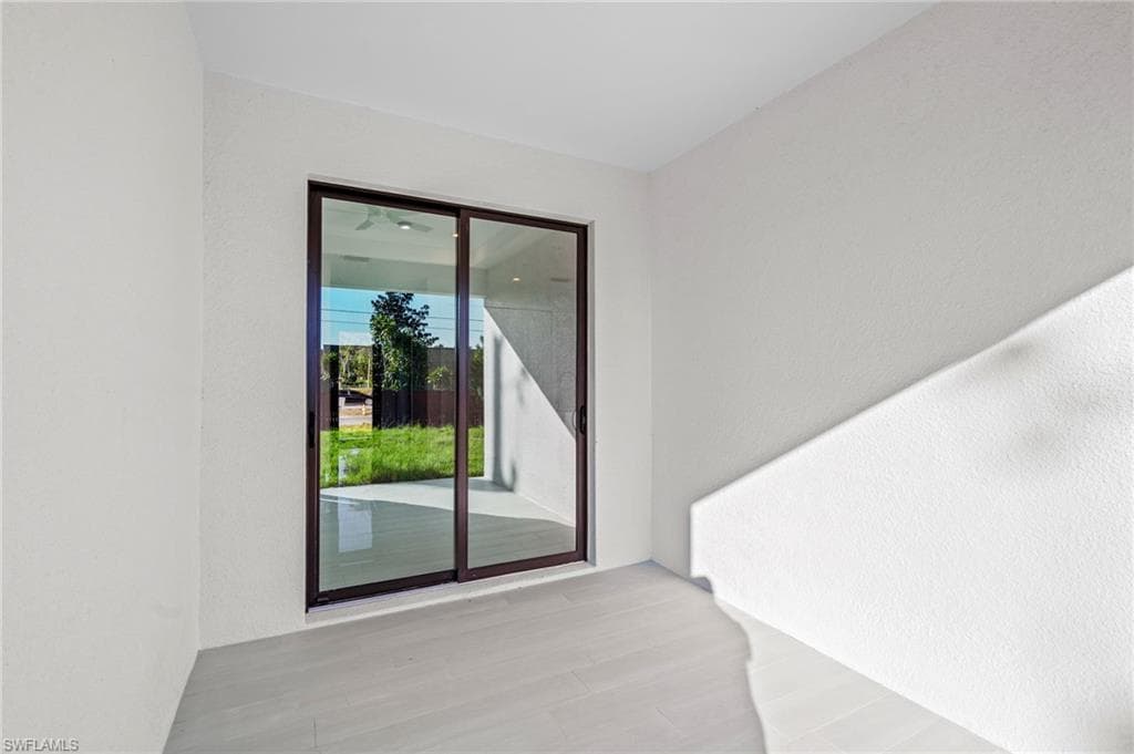 2064 55th TER SW, NAPLES FL 34116-11