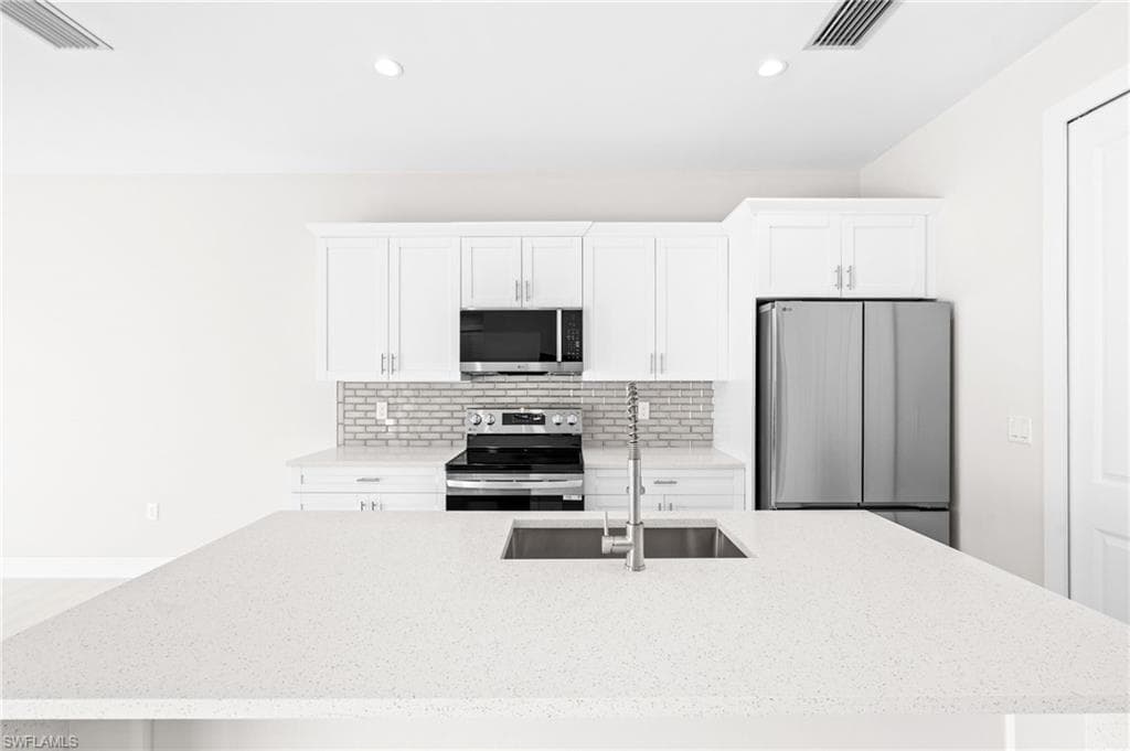 2064 55th TER SW, NAPLES FL 34116-7