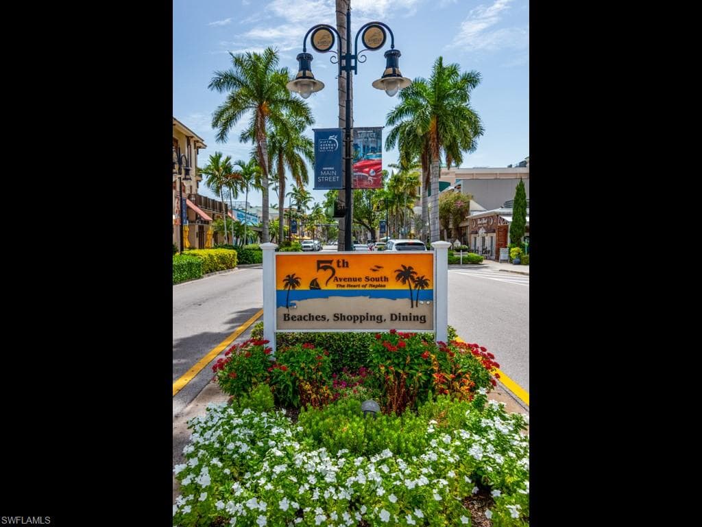 705 10th ST S # 202, NAPLES FL 34102-43