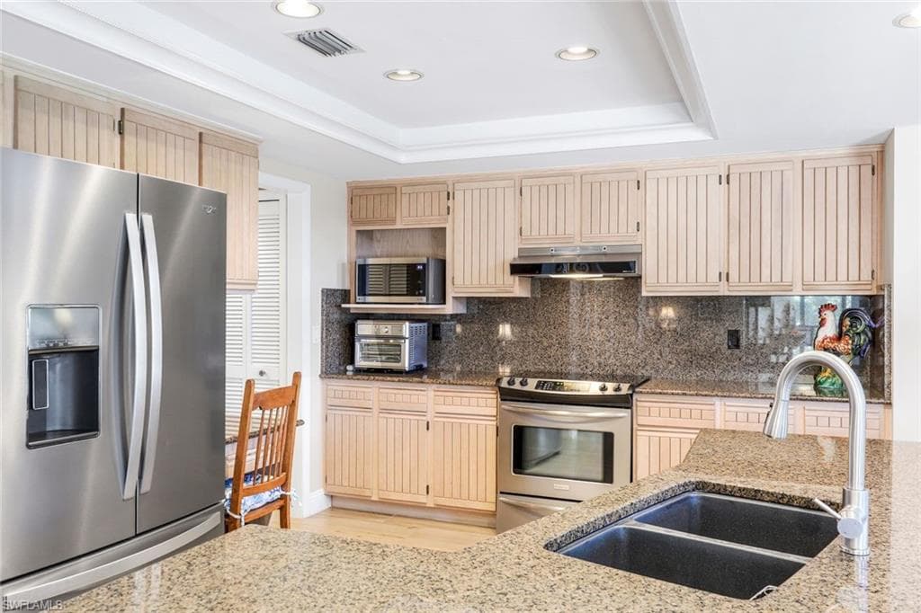 11510 Tanager CT, NAPLES FL 34119-9