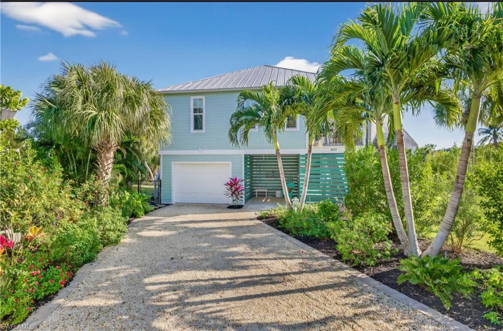 1637 Sabal Sands RD, SANIBEL FL 33957-2