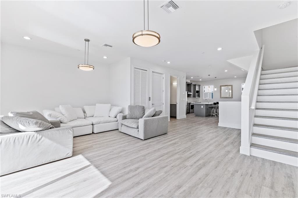 5816 Shell Cove DR 119-4