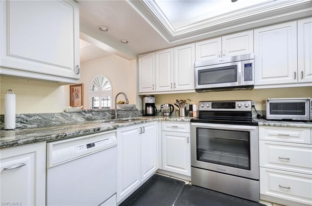 705 Augusta BLVD # 10, NAPLES FL 34113-7