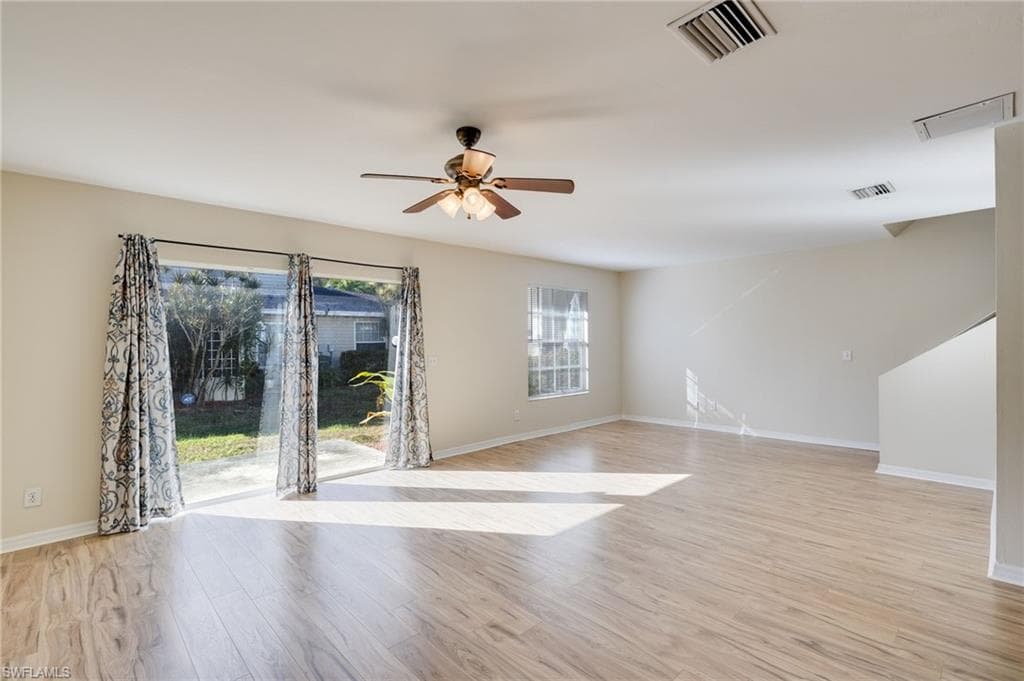 5304 Glenlivet RD-4