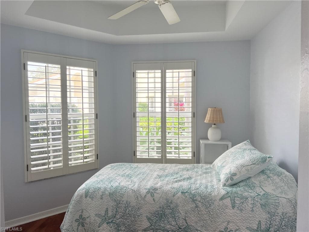 1033 Egrets Walk CIR # 101, NAPLES FL 34108-11