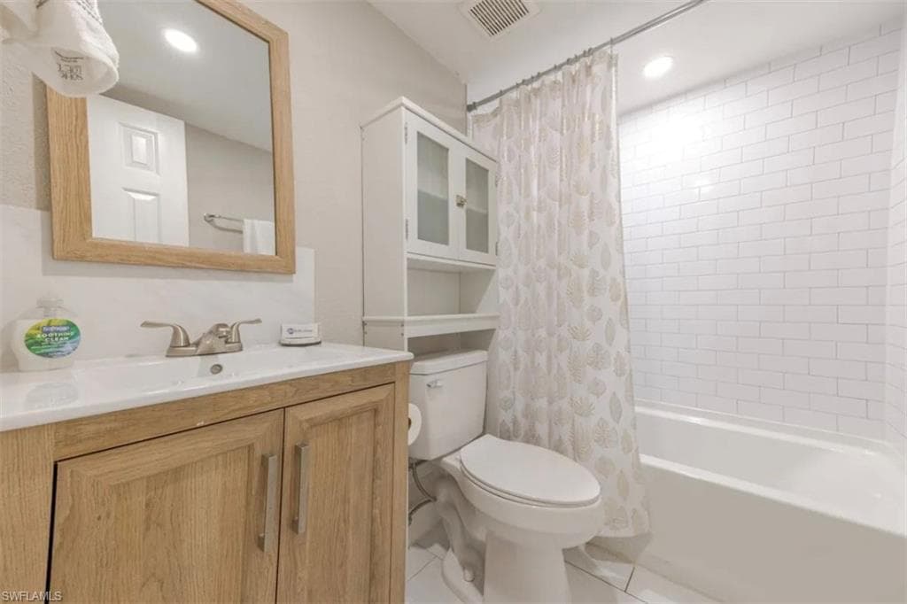 4605 Bayshore Dr. G2-16