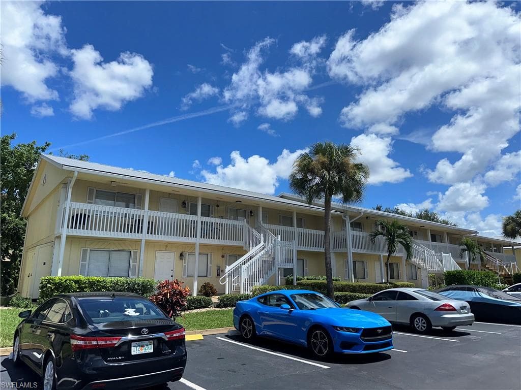 4605 Bayshore Dr. G2-1