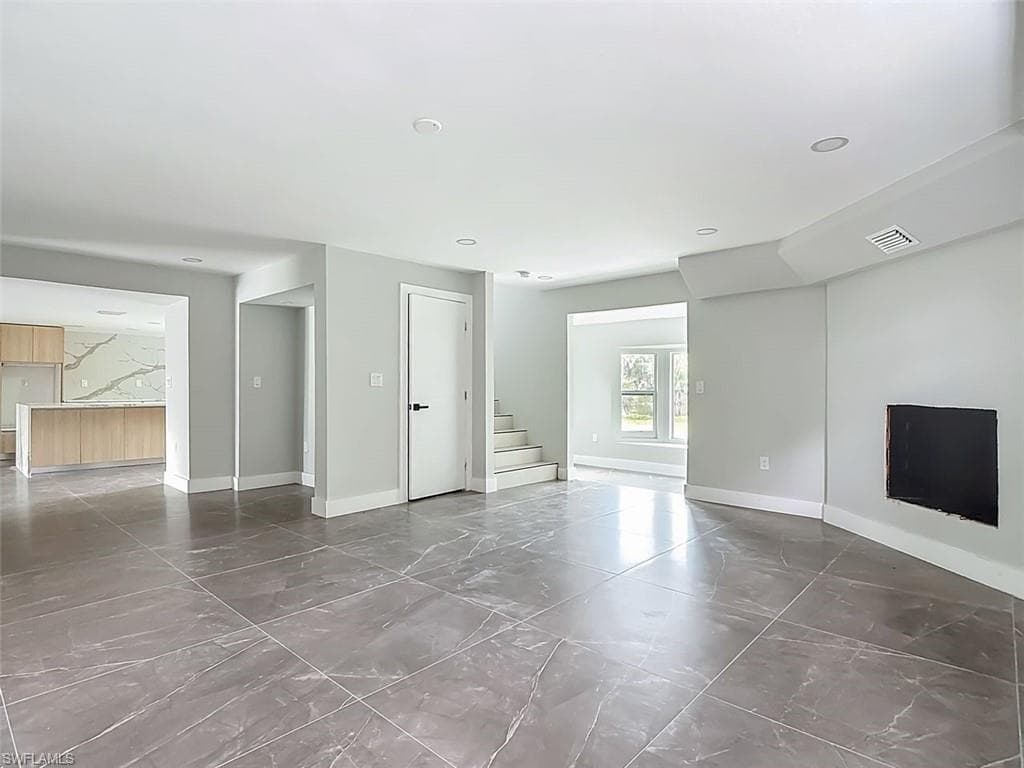 3784 Coquina DR-16