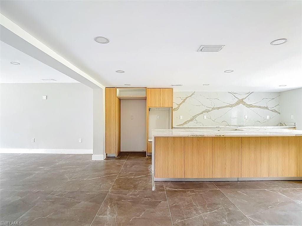 3784 Coquina DR-15