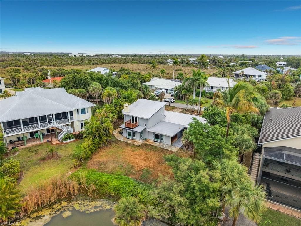 3784 Coquina DR-32